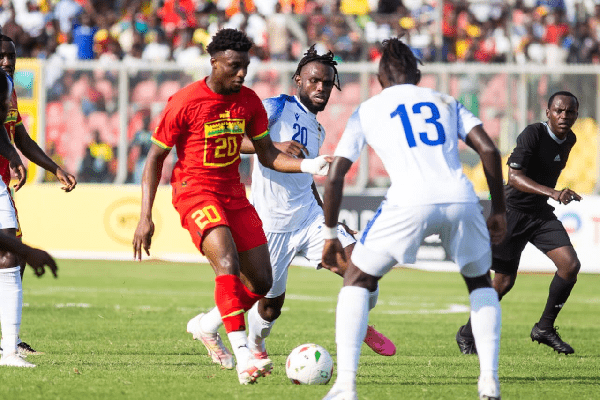 井山裕太,完胜一力辽,期棋圣战七,中欧体育,中欧体育入口,中欧体育平台,中欧体育官方